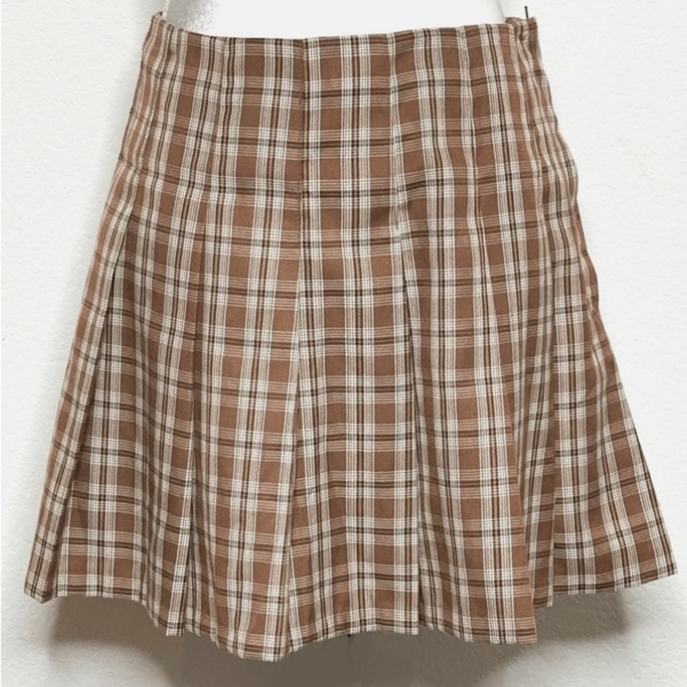 NWOT H&M Divided Brown Plaid Pleated Mini Skirt - Size 6